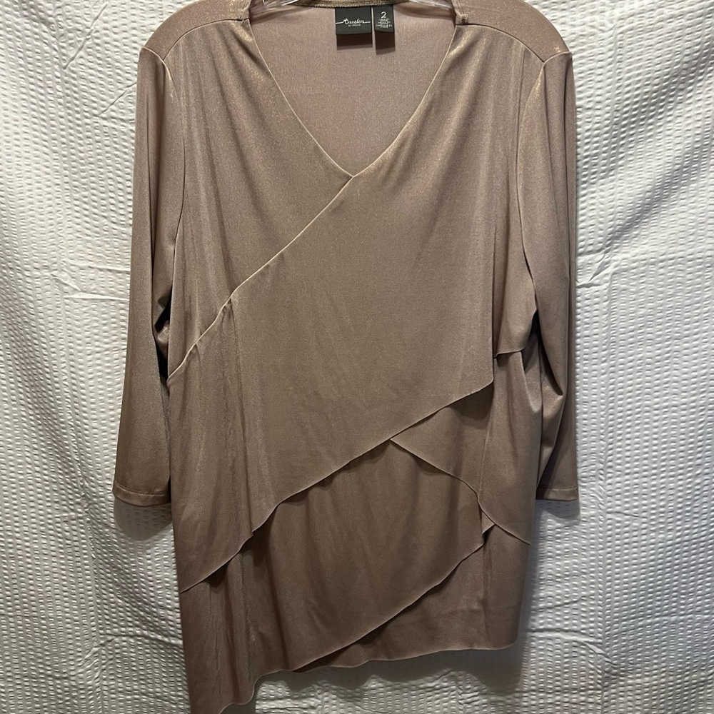 Travelers By ChicoTan Blouse. Size Large.